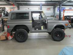 1977 Bronco Installation and Repair Cover